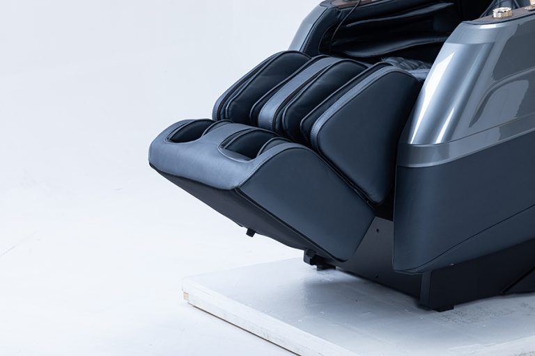 robocura luxurious full body massage chair